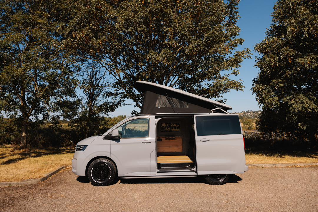 Side view, pop top up